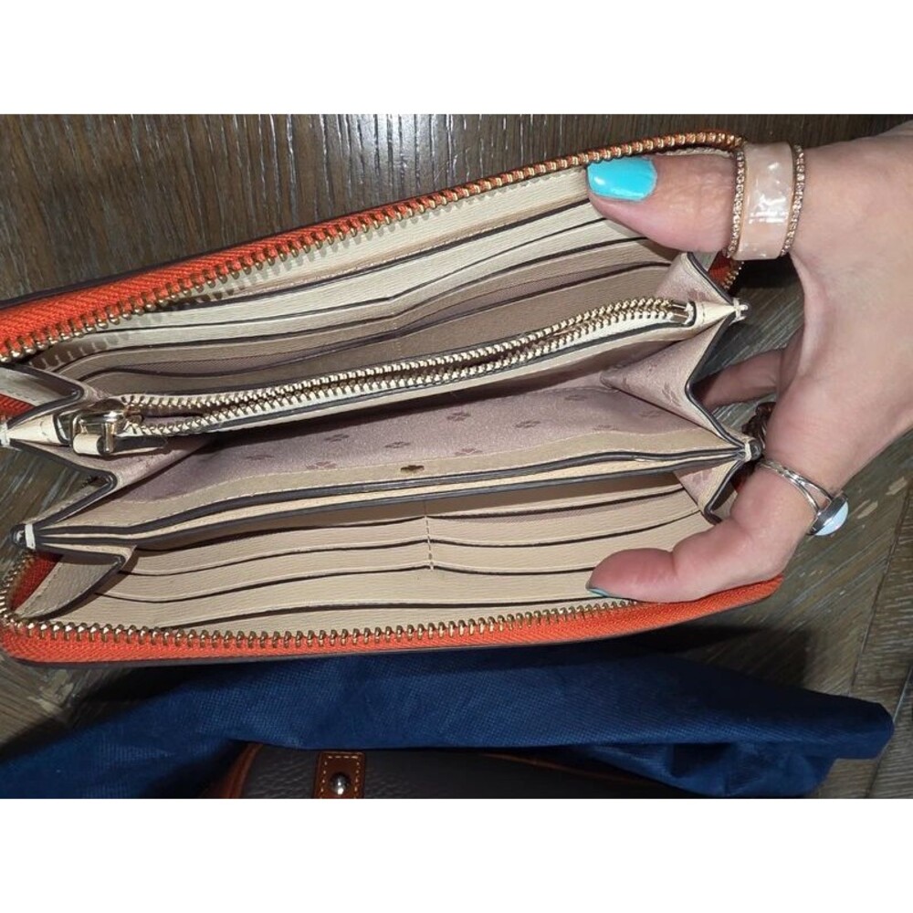 Kate Spade Wallet - Picture 3 of 4